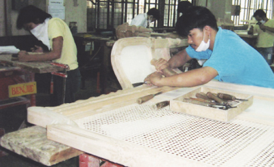 Solid Wood Furniture North Carolina on Production Of High Qual Ity Solid Wood Furniture For The U S Market